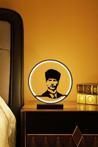 Atatürk Silüetli Metal Led Masa Lambası Dekoratif Işıklı Gece Lambası Modern Tasarım Ataturk