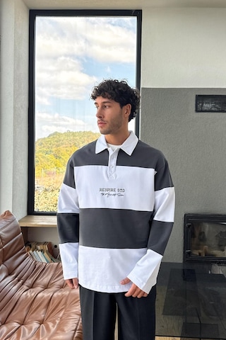 Yazılı Çizgili Polo Yaka Sweatshirt Siyah Siyah