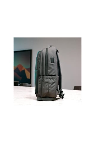 Laptop Ve Seyahat İçin İnce Tasarım Sırt Çantası Baggaj S24113 Gri