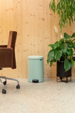 Brabantia Newıcon Jade Green Pedallı Çöp Kutusu 20lt Yeşil