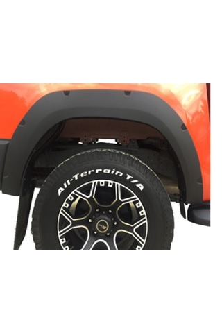 Toyota Hilux Uyumlu Çamurluk Kaplama Civatasız 2.5cm Dodik Seti 2012 / 2