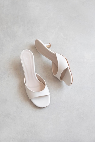 Wolk Shoes Denis Kadın Topuklu Kırışık Deri Sandalet Bej