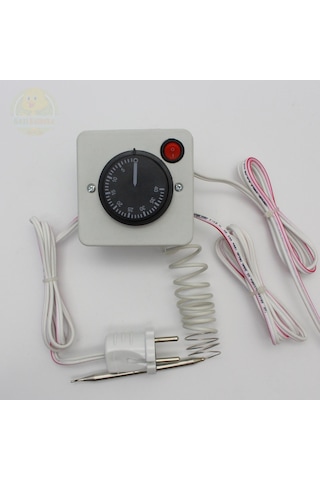 Termostat Isıtma Kontrollü Düğme İle Yanan Lamba Çıkışlı Hayvan