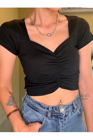 Ali Butik Siyah Önü Büzgülü Crop Tişört