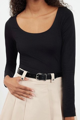 Ersefa Stil Kadın Fitted Vücuda Oturan Bluz Regular Örme Slim Kalıp siyah