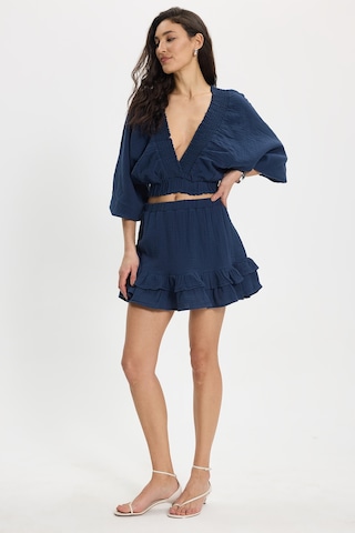 Tudors Kadın Oversize Geniş Kesim %100 Pamuk Kruvaze Yaka Crop Fırfırlı Lacivert Şort Etek Takım-50559