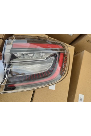 Clio 5.5 2023- Hp Sağ Dış Stop