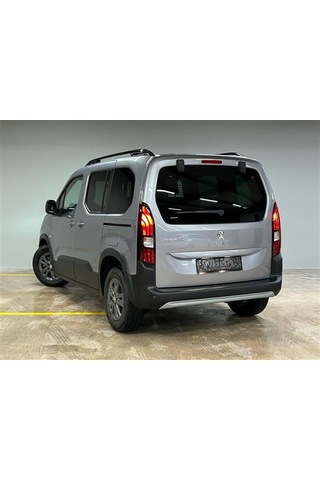 9818325080 Arka Tampon Çeki Kapağı Peugeot Rıfter - Berlıngo