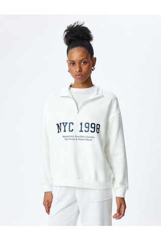 Koton Üç İplik Uzun Kollu Yarım Fermuarlı Dik Yaka Baskılı Sweatshirt Kırık Beyaz 5sak10124ek Ekru