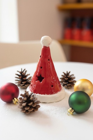 Noel Şapka Seramik Mumluk- Orta Çok Renkli