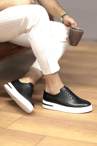 Shoetyle - Siyah Deri Bağcıklı Erkek Günlük Ayakkabı 610-1005-1350 Siyah