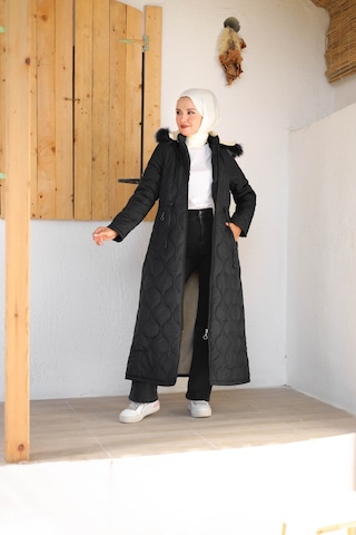 Harman Butik Kadın Tam Kürklü Kapüşonlu Kapitone Mont Siyah Siyah