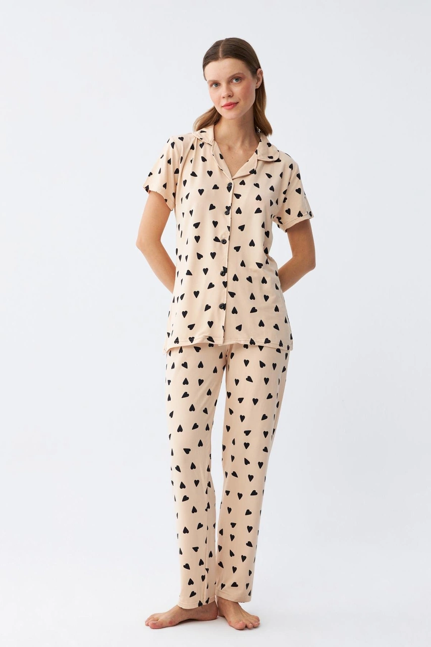 Akbeniz Kadın Krem Rengi Kalp Desenli Önden Düğmeli Pijama Takımı Krem