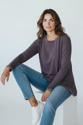 Kadın Yaka Ve Kol Ağzı Taşlı Etek Desenli Bluz Gülkurusu