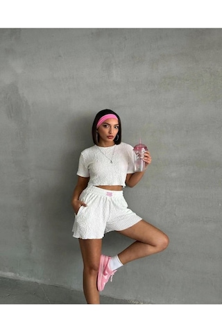 Rahat Fit Dokulu Şortlu Takım Pembe