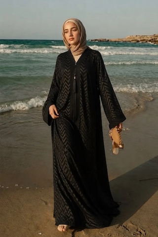 Nazzain Dubai İpeği Özel Zigzak Baskı Abaya Çok Renkli