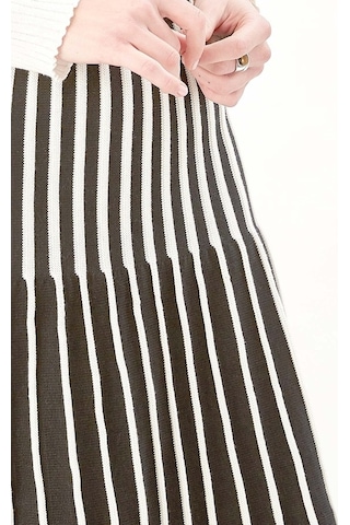 Peraluna Midi Boy Çizgili Çan Etek Siyah_Ekru Siyah