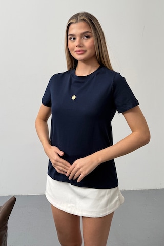 Giysa Kadın Lale Aksesuarlı Pamuklu T-shirt Lacivert - 26y 26516