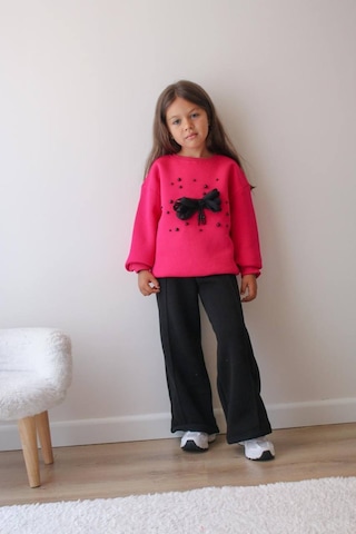 Kız Çocuk Siyah 2 Li Takım Kırmızı Organze Gül Detaylı Sweatshirt & Rahat Eşofman Takım Çingene Pembe