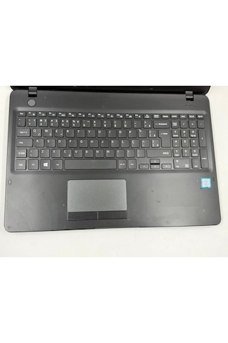 Samsung NP300ESL i3-6006U 12 GB 128 GB SSD 15.6" W11P Dizüstü Bilgisayar (Outlet)