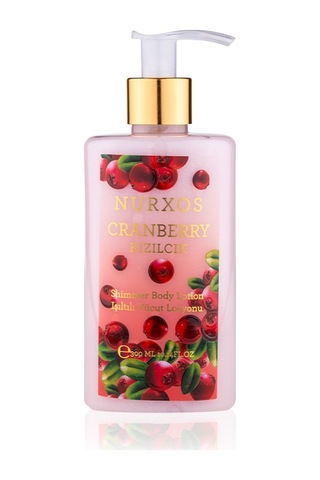 Nurxos 9886 Cranberry Kızılcık Hediyelik Kutulu 3'lü Set Vücut Spreyi & Losyon & Duş Jeli
