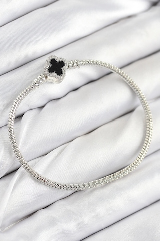 Pirinç Charm Zirkon Taşlı Yonca Model Gümüş Renk Kadın Bileklik - Tj-bb7800 Çok Renkli