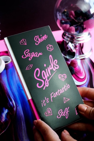 Sgirls- Sert Kapak Planlayıcı Defter 8,5x18,5 Cm , 100 Gr. 80 Yaprak Ivory. Siyah