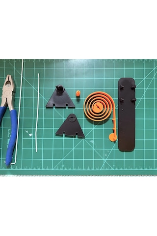 Buradabulabilirsin 3d Baskı Yaylı Spiral Kedi Oyuncağı Zıplayan Spiral Etkileşimli Oyun Aparatı Turuncu Siyah Bbz
