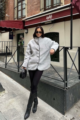 Myloore Gri Kadın Peluş Düğmeli Oversize Ceket Yumuşak Dokulu Mlb134