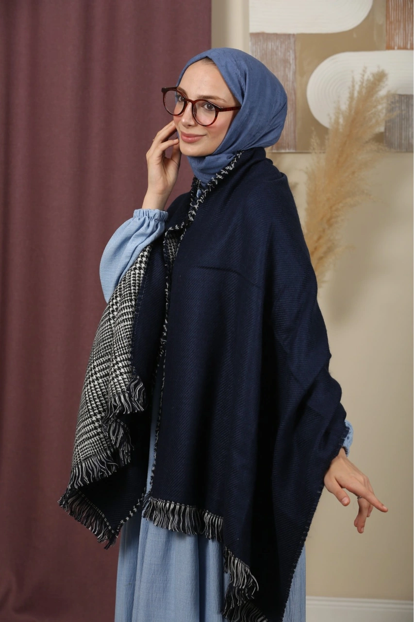 Çift Taraflı Ekose Kışlık Omuz Şalı Lacivert