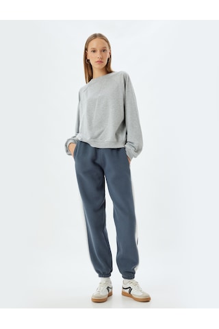 Koton Oversize Jogger Eşofman Altı Beli Bağcıklı Şerit Detaylı Cepli Şardonlu Gri 5wal40073ık Gri