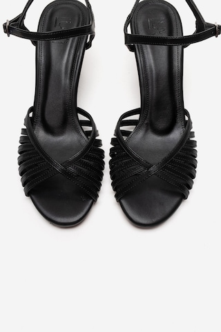 Luvishoes Danıca Siyah Cilt İnce Bantlı Kadın Topuklu Ayakkabı