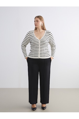 Lcwaıkıkı Classic Siyah Büyük Beden Standart Fit Geniş Paça Kadın Pantolon