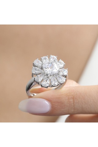 Mia Vento Effective Diamond Milano Rüyası Işıltılı Gümüş Yüzük