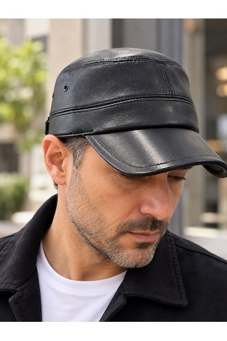 Papucumun Dünyası Hakiki Deri Castro Model Kulaklıklı İçi Kürklü Şapka Siyah