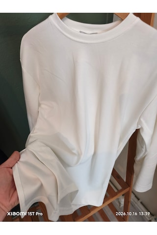 Trendall Beyaz Yırtmaç Detaylı Bisiklet Yaka Uzun Kollu T-shirt