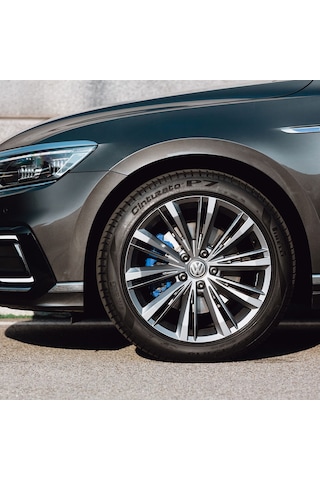 Pirelli 275/40r19 105y Xl Mo S.c. P-zero Pz4 Yaz Lastiği 2025