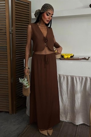 Yelek Önden Bağlamalı Uzun Etekli Takım 10192 Kahverengi