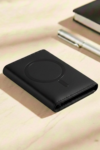 Constraın - Magsafe İle Uyumlu Deri Kartlık Cüzdan - Siyah