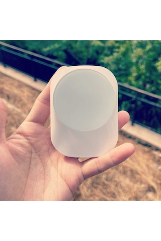 Vokamo Wrl-01 Mıknatıslı Kablosuz Şarj Araç Telefon Tutucu-Beyaz