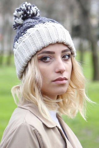Bay Şapkacı Ponponlu Kadın Bere 1169-9 - Krem