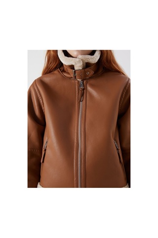 LC Waikiki Nevavm Farkıyla Xsıde Bej Suni Deri Düz Loose & Bol Kadın Deri Görünümlü Mont Bej - 930130647 Bej