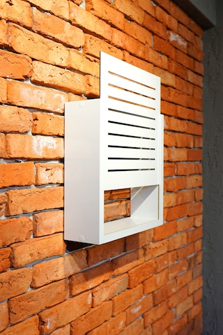 Modem Saklama Kutusu Sürgülü Yukarı Açılır 35 X 35 Çizgili Beyaz