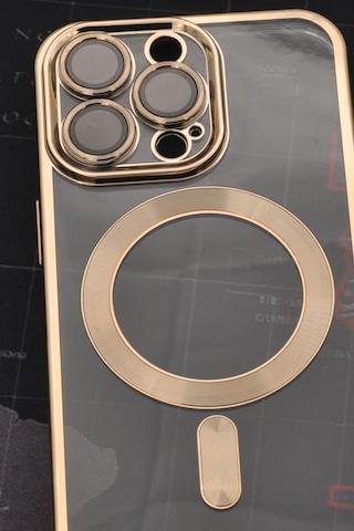Apple Uyumlu iPhone 13 Pro Magsafe Özellikli Altın Sarı Gold Renkli Kenarlı Lazerli Şeffaf Kılıf Lens Korumalı