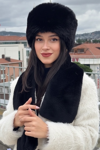 Mollycrush Peluş Kalpak Atkı Eldiven 3'lü Set Kadın Kışlık Siyah Suni Kürklü 3'lü Takım Siyah