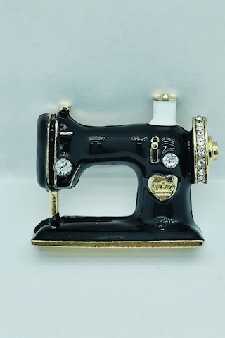 Vintage Dikiş Makinesi Figürlü Siyah Tasarım Broş Siyah