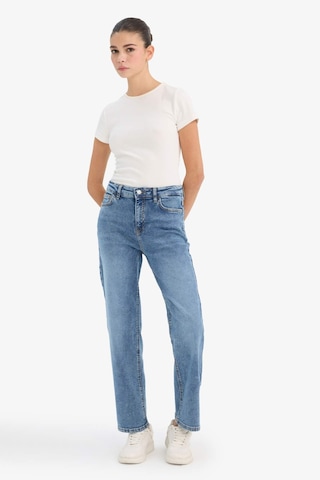 Defacto Comfort Straıght Normal Bel Bilek Boy Jean Yıkamalı Pantolon F9726AX25WN