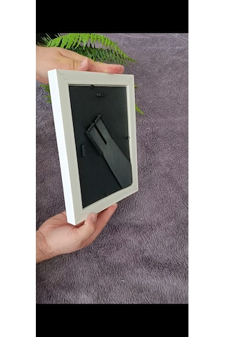 Fotoğraf Baskısı + Fotoğraf Çerçevesi - 15x21 Cm İç Ölçü - 19x25 Cm Dış Ölçü - Beyaz Renk