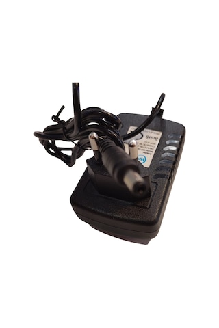 9V 2A Adaptör 5.5 mm / 2.5 mm