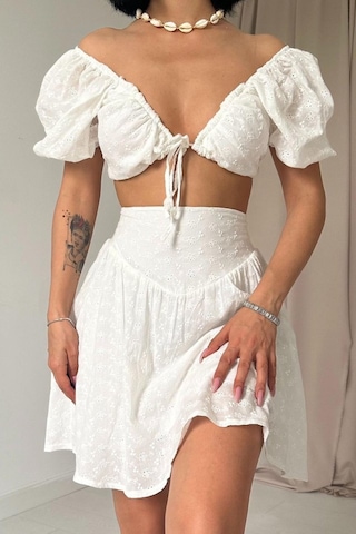Ekru Brode Crop Ve Mini Etek Takım Ekru